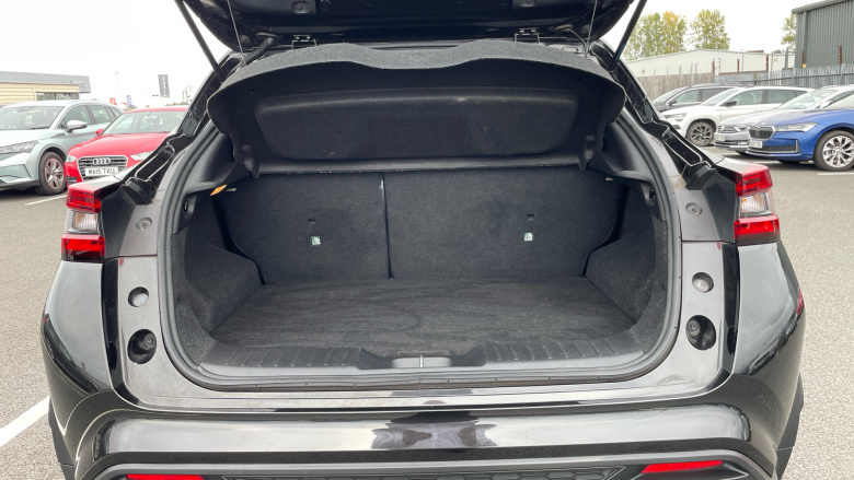 Nissan Juke 1.0 DiG-T 114 N-Connecta 5dr Petrol Hatchback